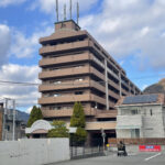 築24年・エレベーター付きの最上階住戸!(外観) 築24年・エレベーター付きの最上階住戸!(外観)